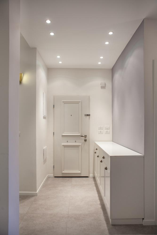 מבואת הכניסה המוארת והמרווחת