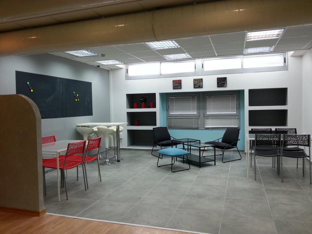 קפיטריה במשרד