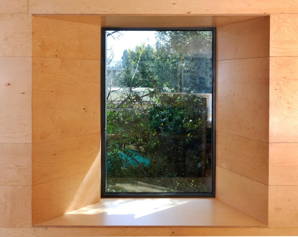 עיצוב חלון במשרד