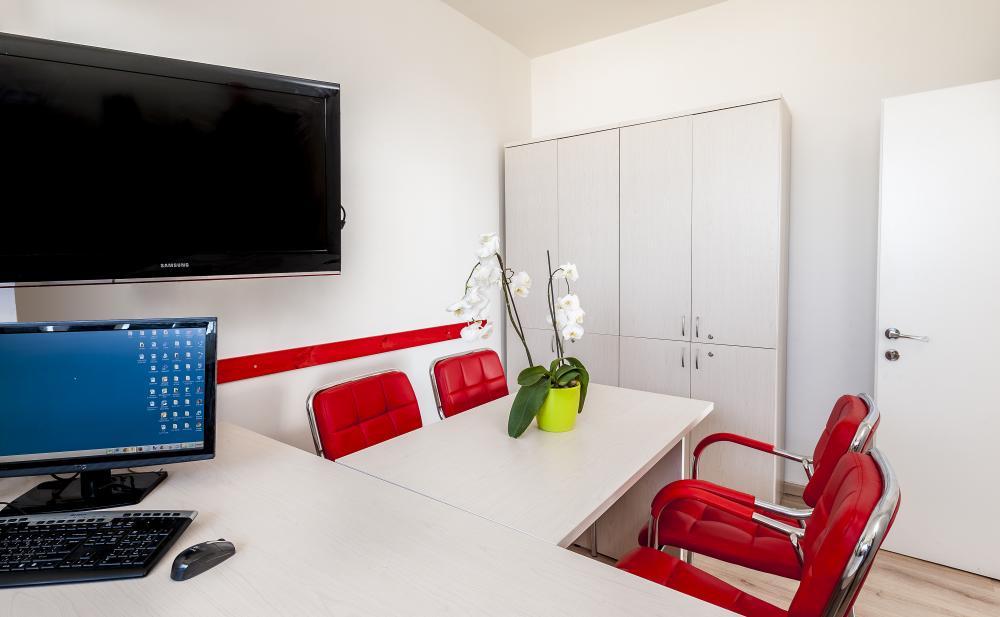 חדר מנהלן אדמינסטרטיבי