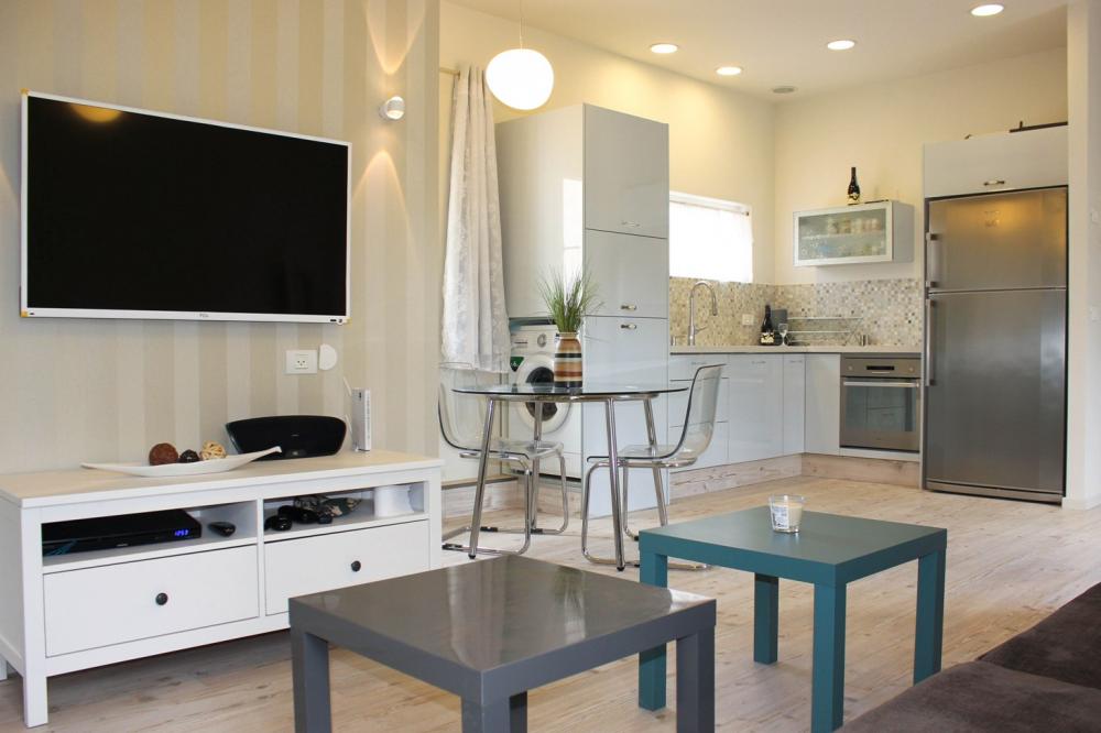 עיצוב דירת נופש, מבט אל המטבח