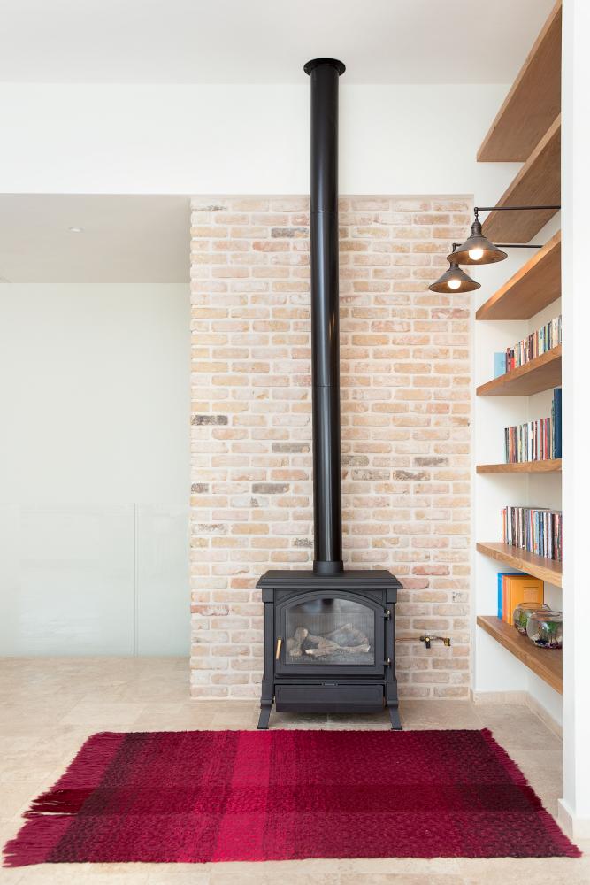 עיצוב פינת ספרים בבית מגורים