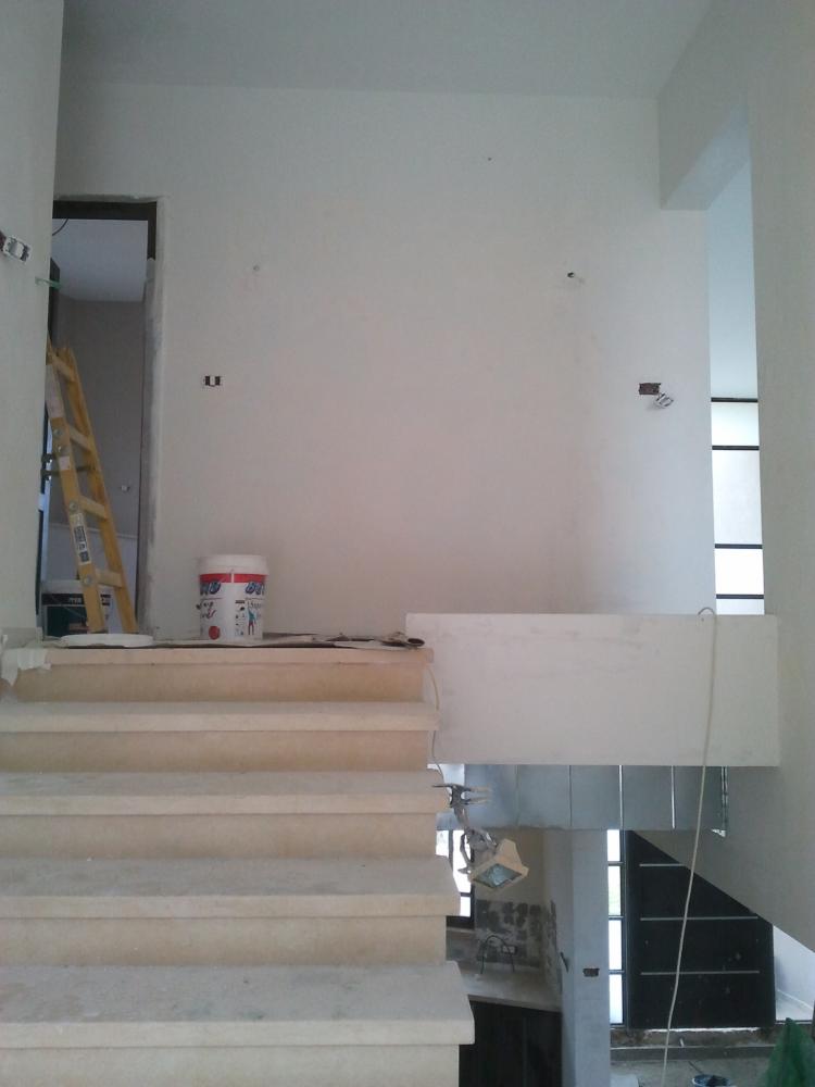 חלל במדרגות - בזמן השיפוץ