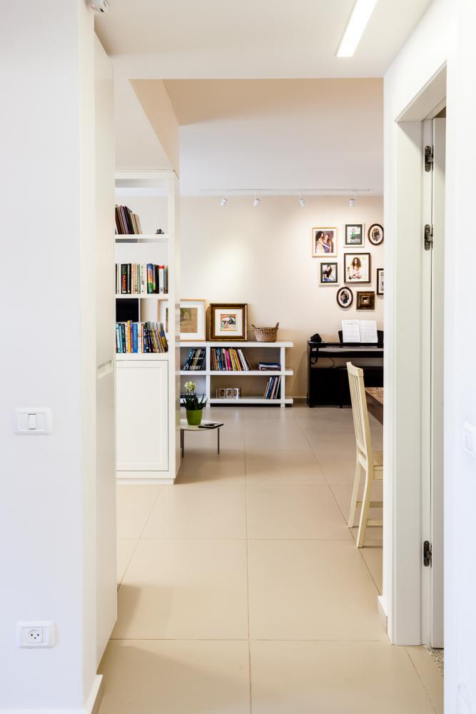 מבט לכיוון הסלון