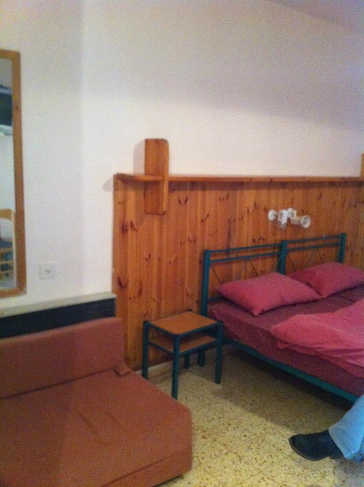 חדרי השינה לפני השיפוץ