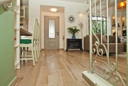 מבט אל הכניסה