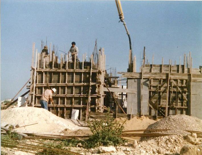 כוכב יאיר - מבני מגורים, מסחרי וציבורי