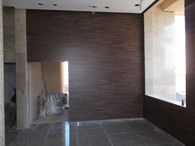 פרקטים בלובי כניסה לבניין - יורם פרקט