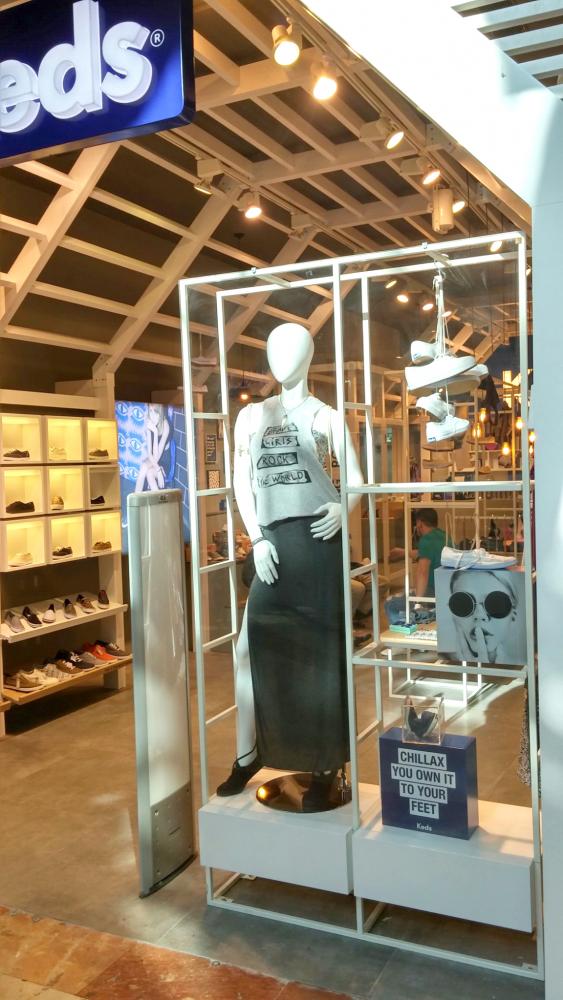 סטנד ויטרינה