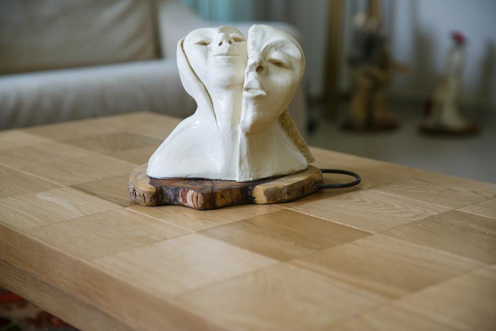 שולחן סלון- פרט