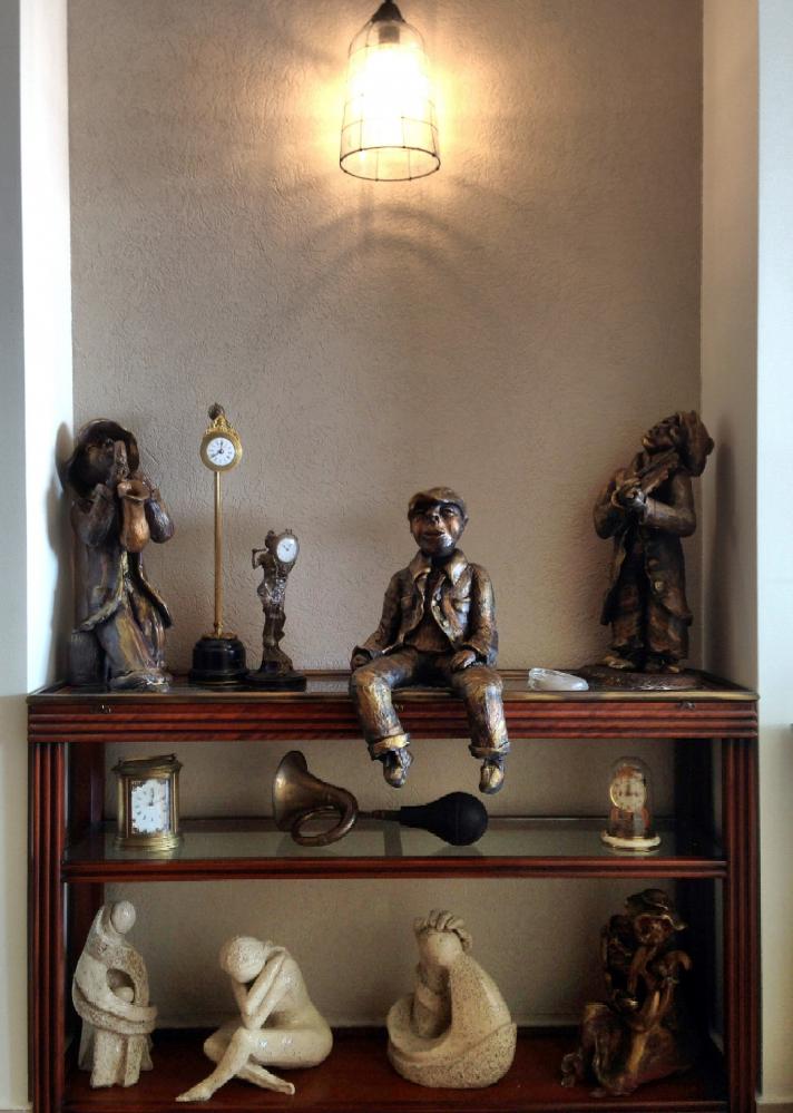 נישה בכניסה לבית