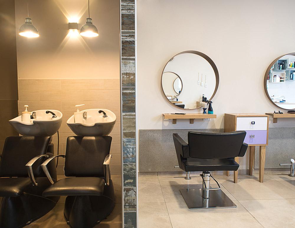 תכנון ועיצוב מספרה בסגנון רטרו