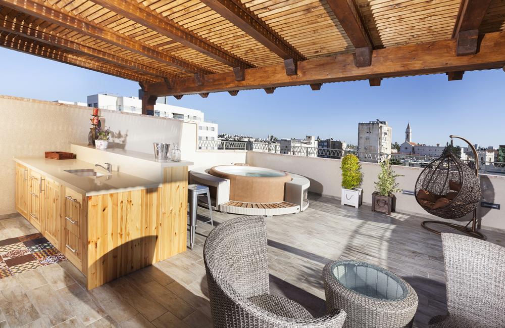 דירת פנטהאוז מודרנית