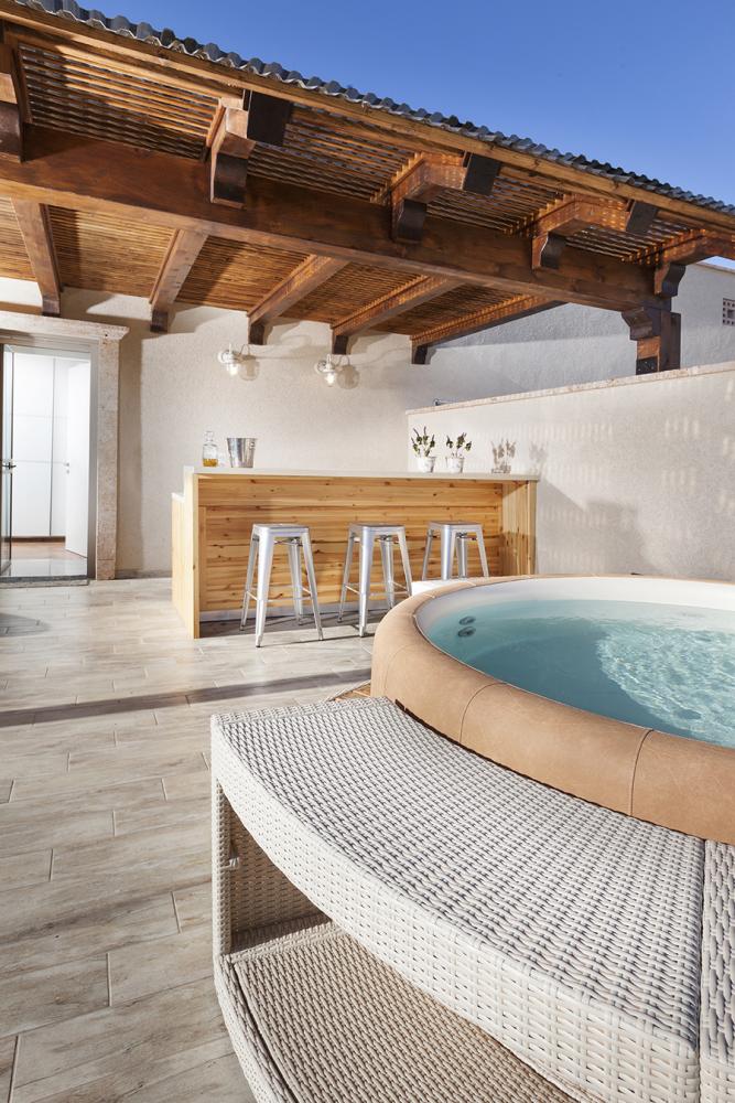 דירת פנטהאוז מודרנית