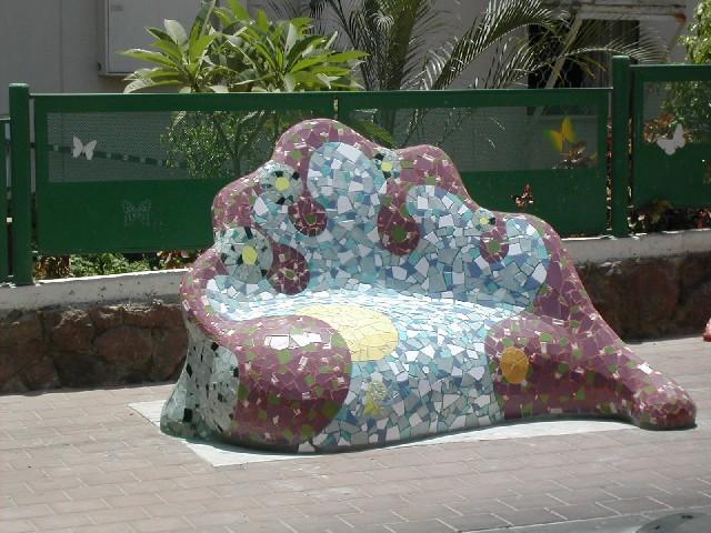 ספסל מעוצב באילת