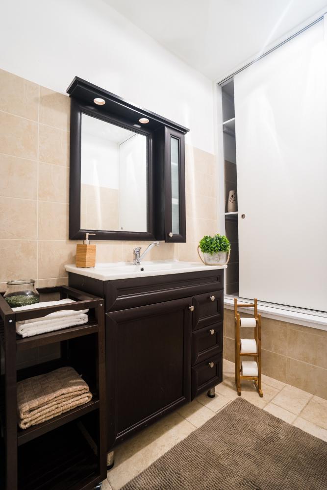 חדר השירותים