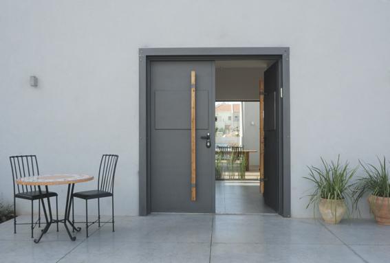 בית קרקע ברחובות