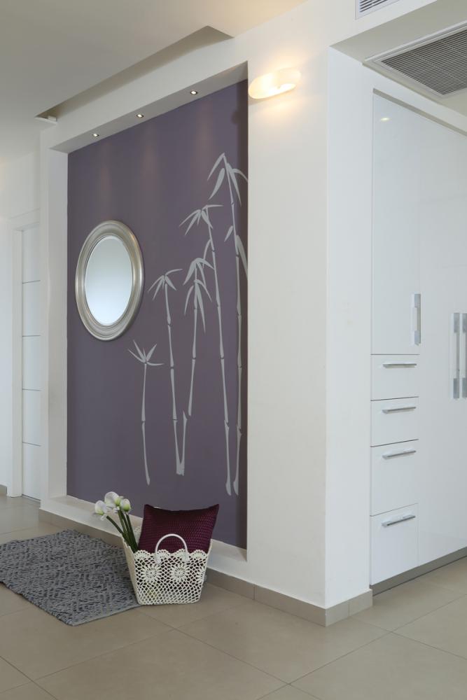 ארונות קיר-במבואה לשירותי אורחים