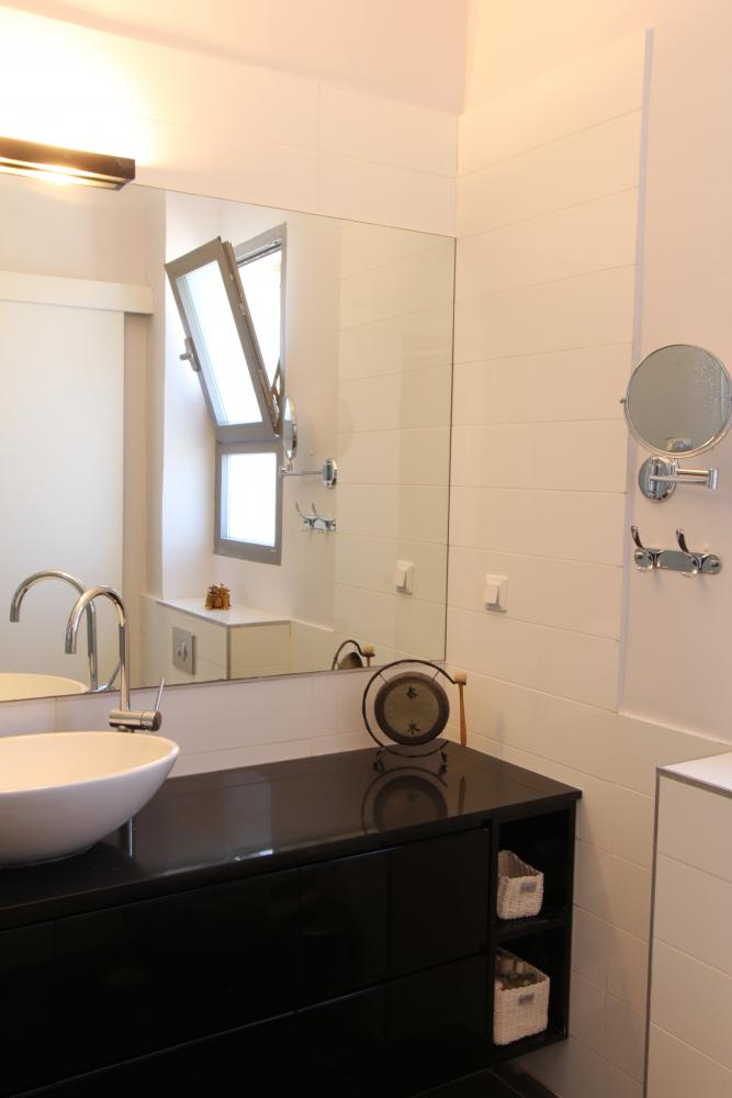 חדר אמבטיה הורים