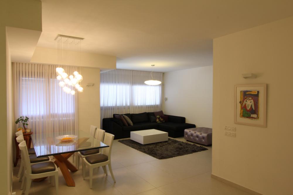 סלון כללי- פינת אוכל