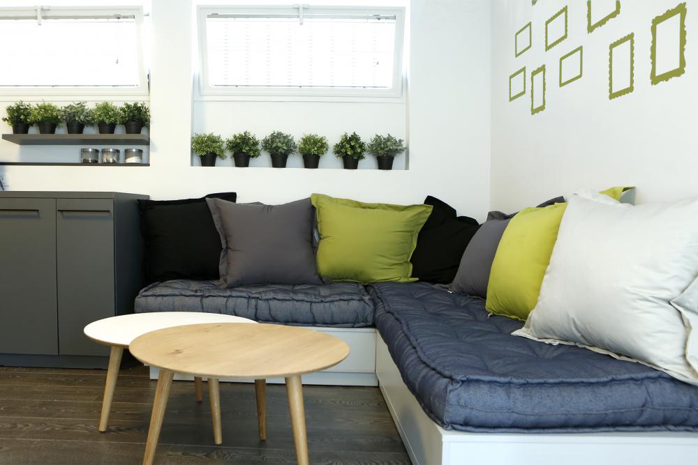 עיצוב פינת ישיבה במשרד