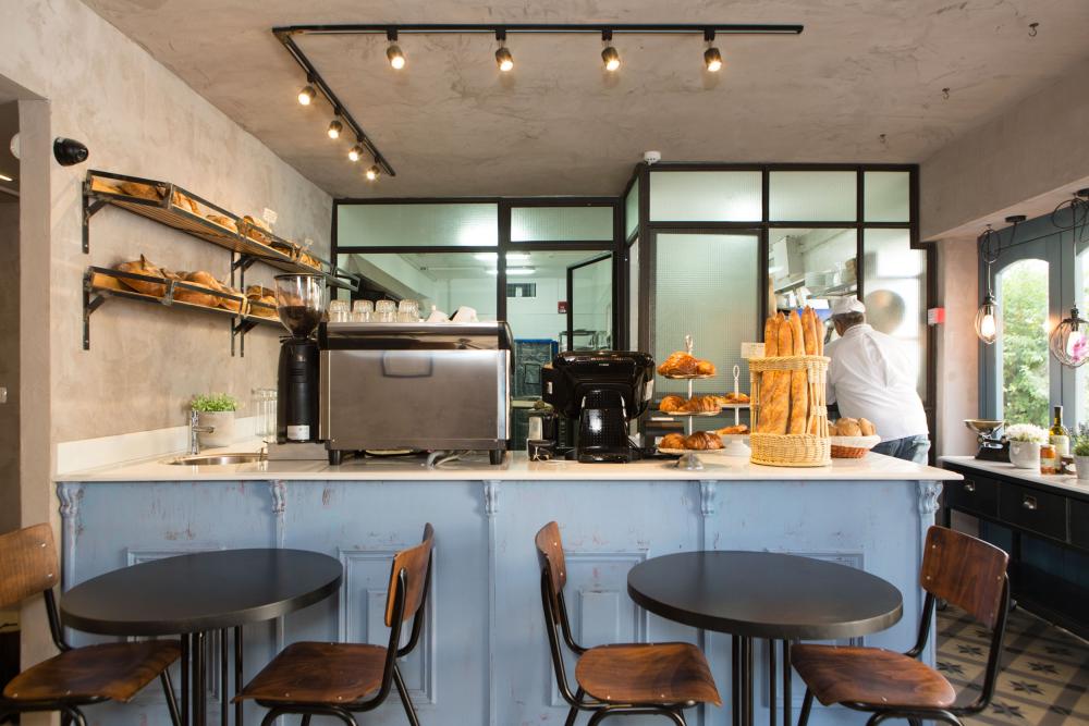 עיצוב בית קפה דנה שקד מעצבת פנים