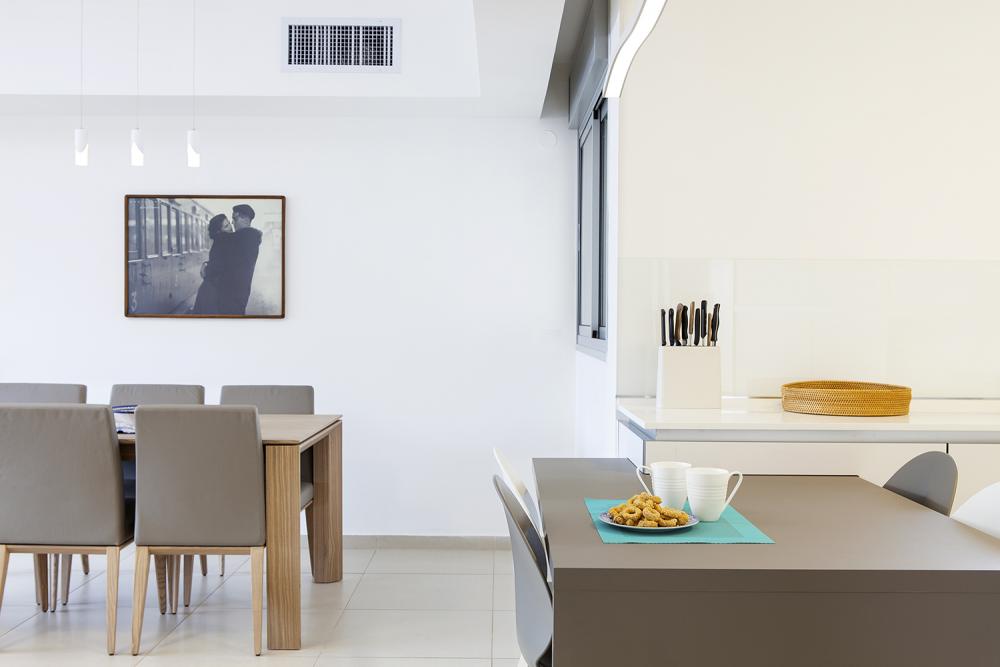 פינת האוכל והמבואה