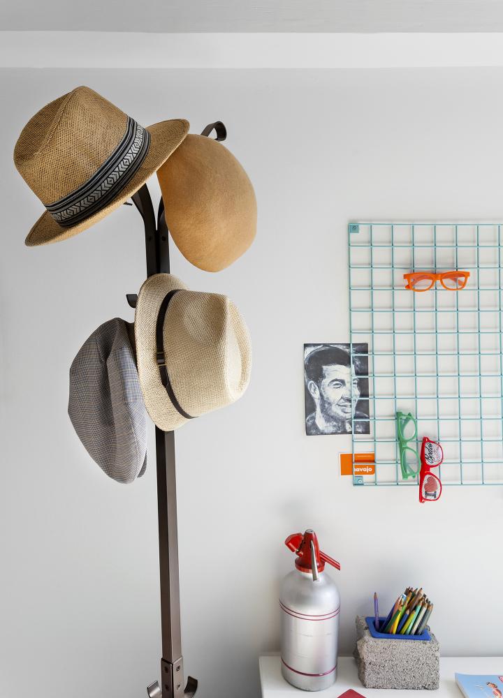 פרט בחד עבודה