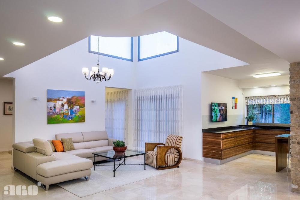 מבט מהכניסה