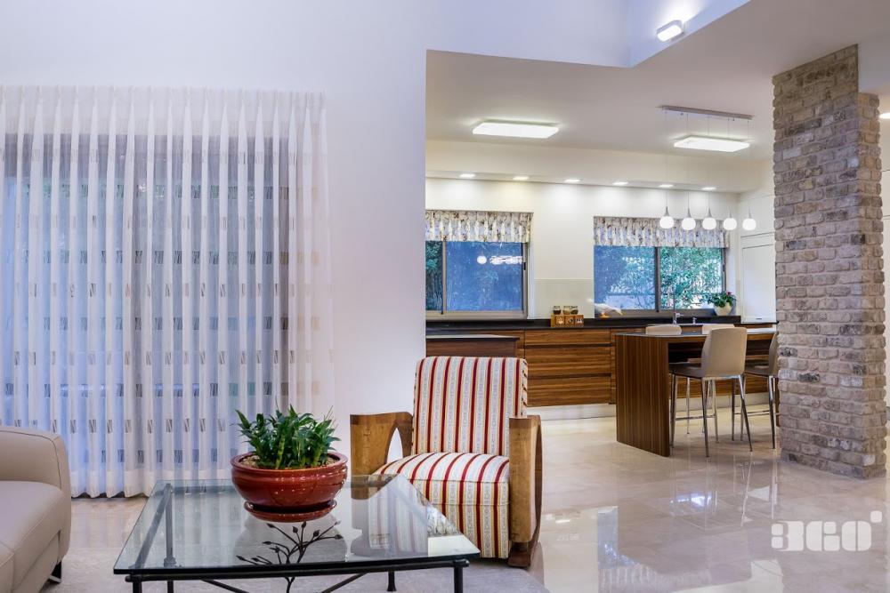 כורסא בירושה-היתה שייכת ליהושע ואולגה חנקין