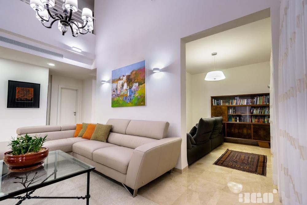 מבט אל פ.הטלויזיה