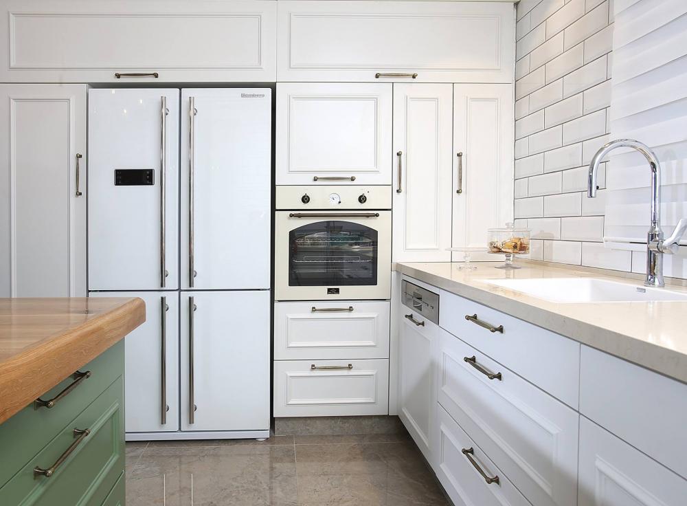 משפחת מינץ - מטבח כפרי מודרני