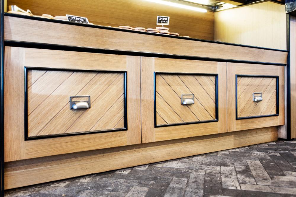 עיצוב תעשייתי - עיצוב מודרני - עיצוב בית קפה - דנה שקד מעצבת