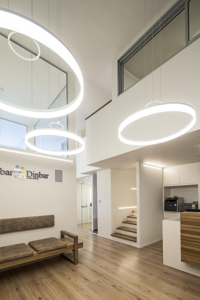 קליניקה לרופא שיניים 2