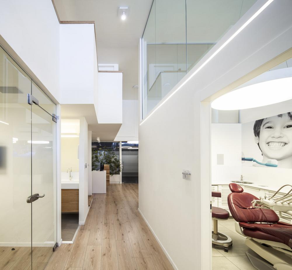 קליניקה לרופא שיניים 3