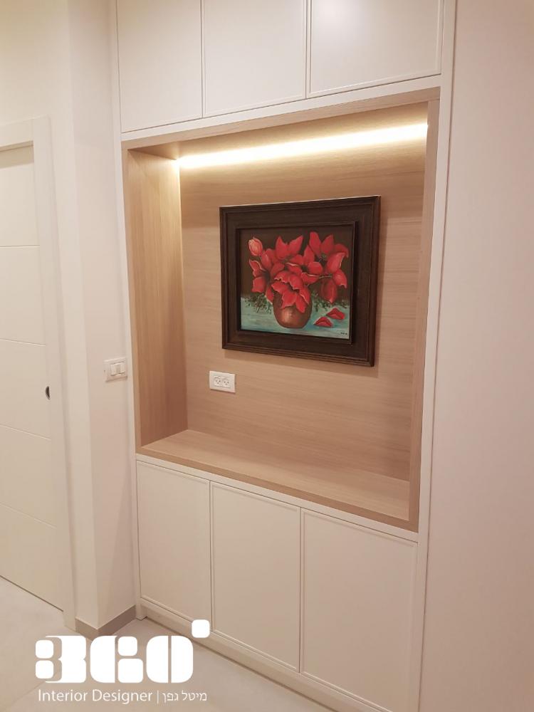 מבט אל המחיצה מכיוון חלל המגורים