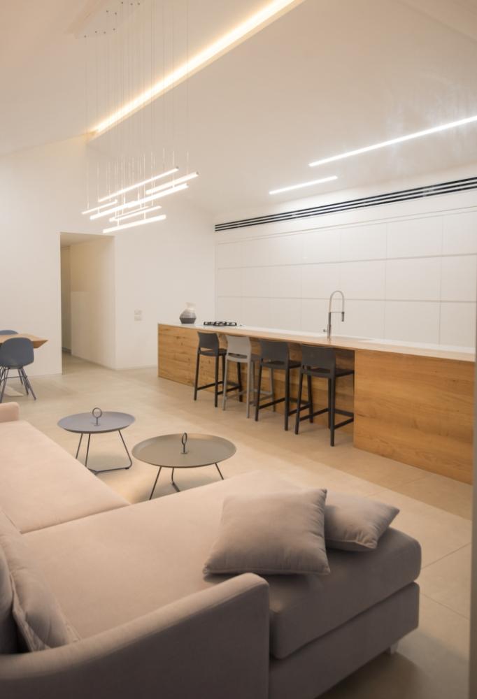 מבט מהמרחב הציבורי אל המרחב הפרטי