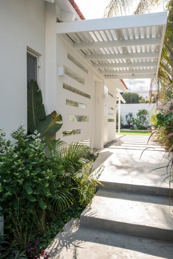 כניסה ראשית