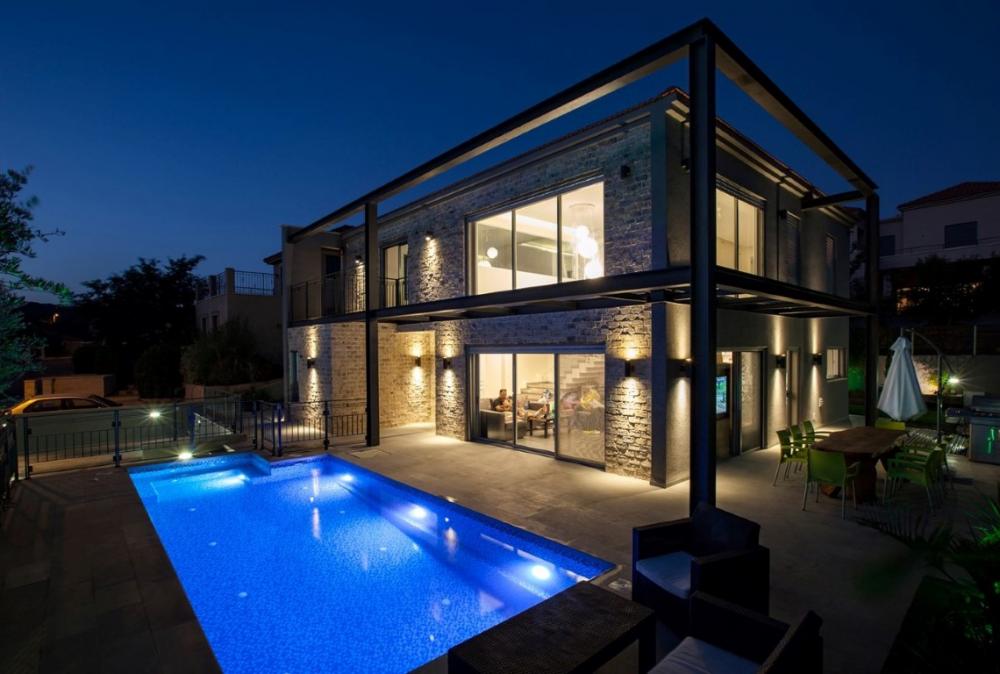 בשעת ערביים