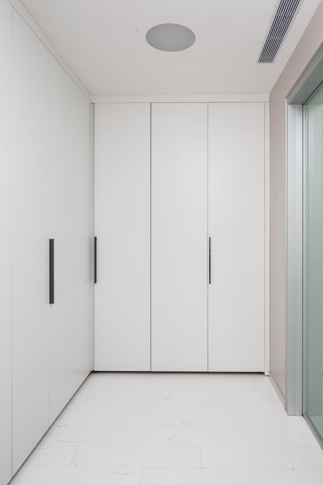 חדר הארונות