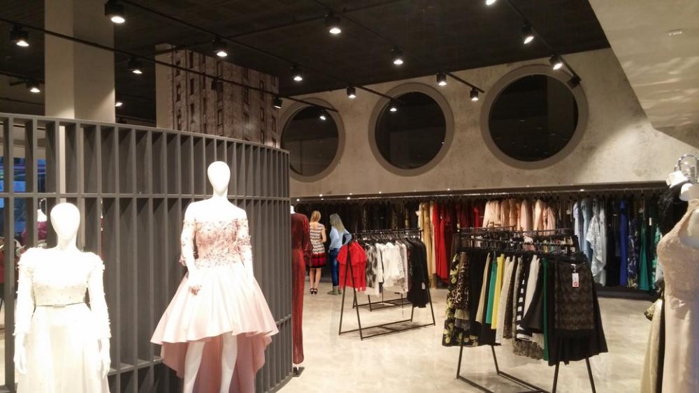 מבט לכיוון קומת גלריה