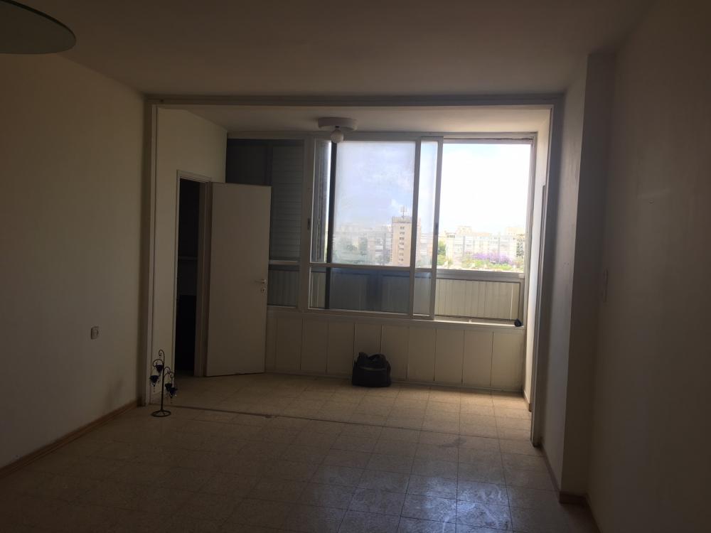 הדירה לפני השיפוץ 1