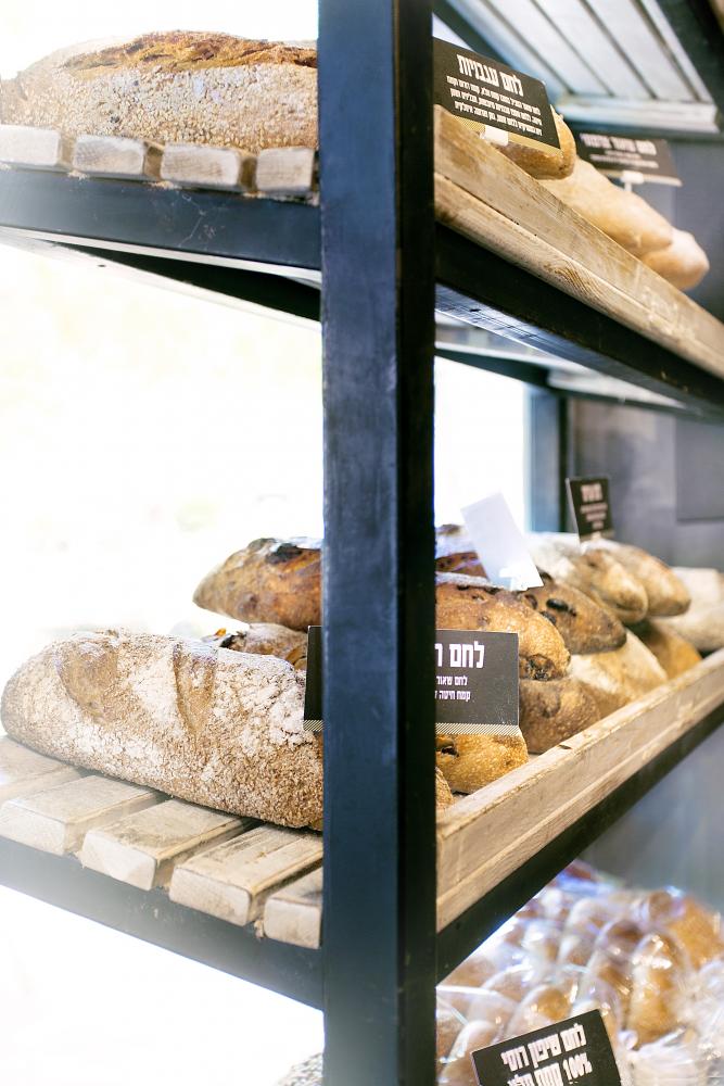 עיצוב תחנת לחם מדפי לחמים
