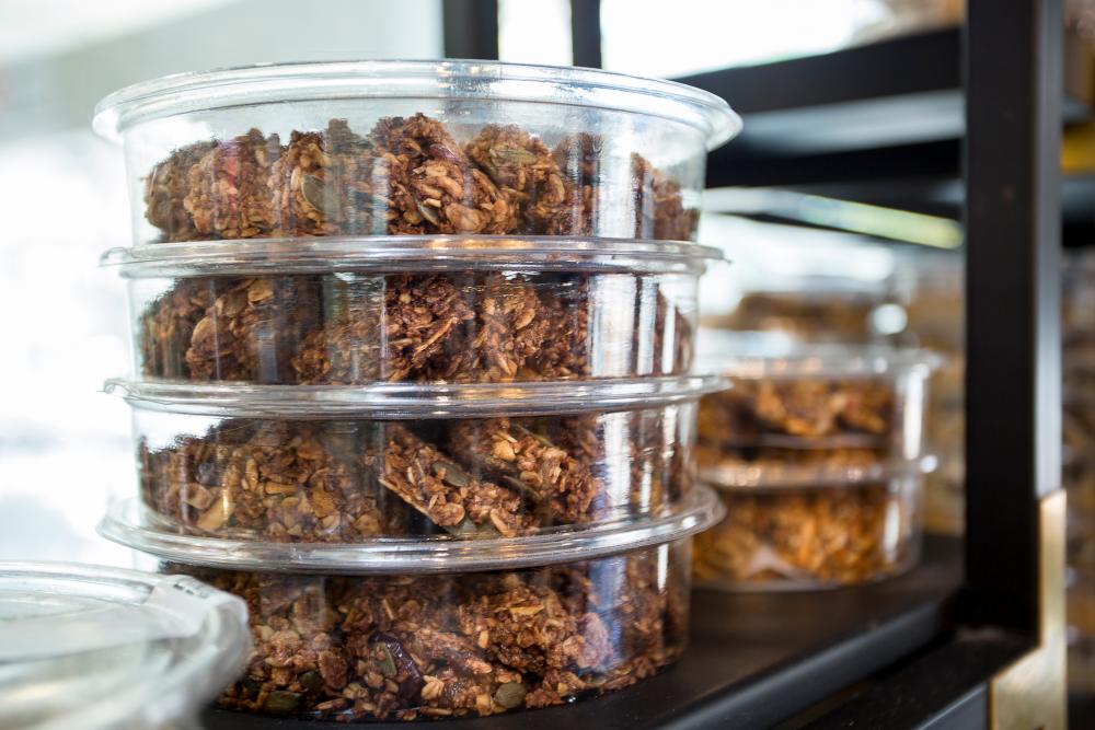 עיצוב תחנת לחם מדפי עוגיות