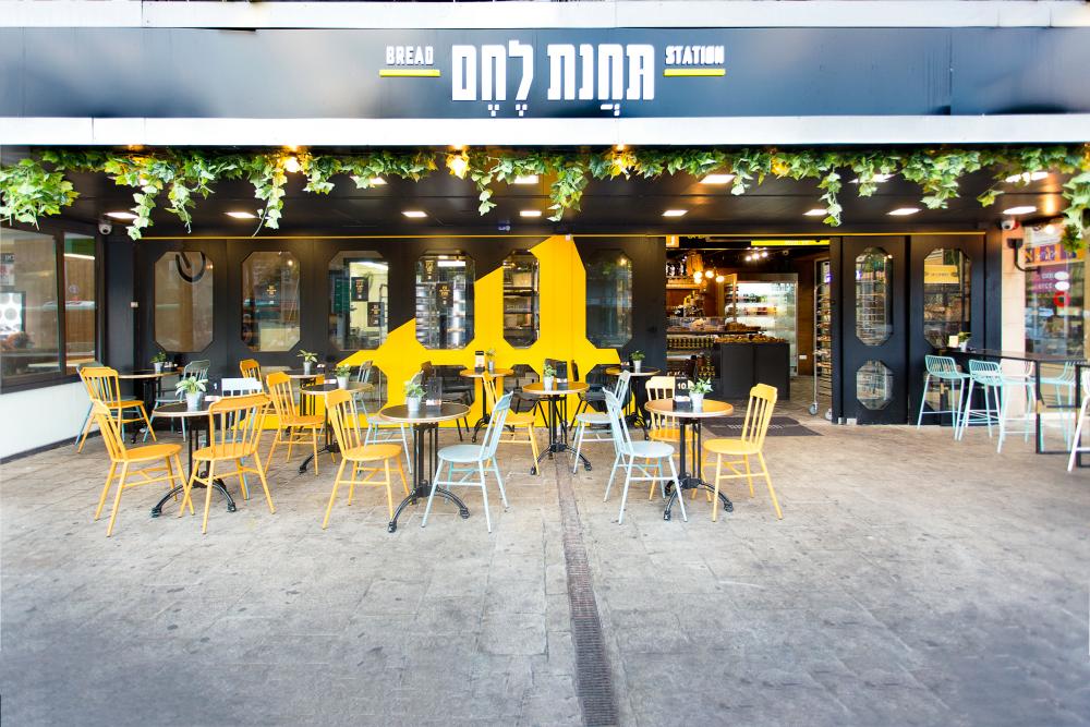 עיצוב תחנת לחם חזית רחוב בתל אביב