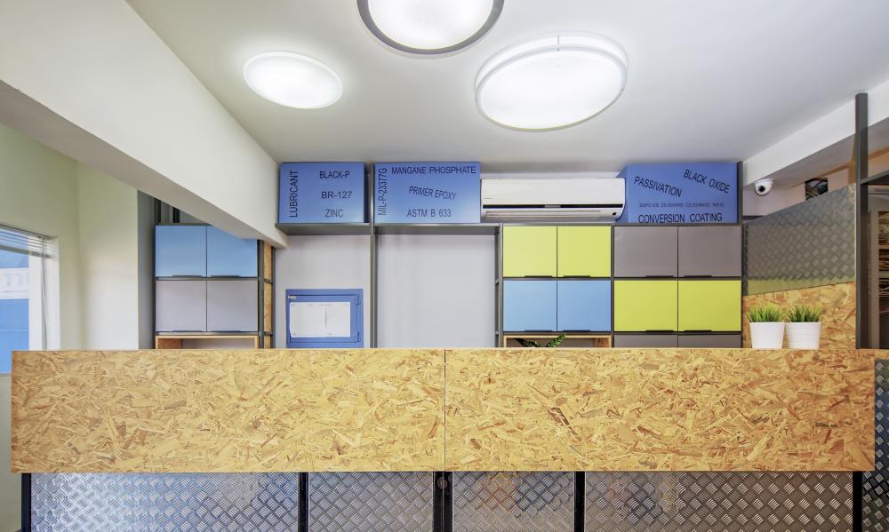 דלפק קבלה במפעל