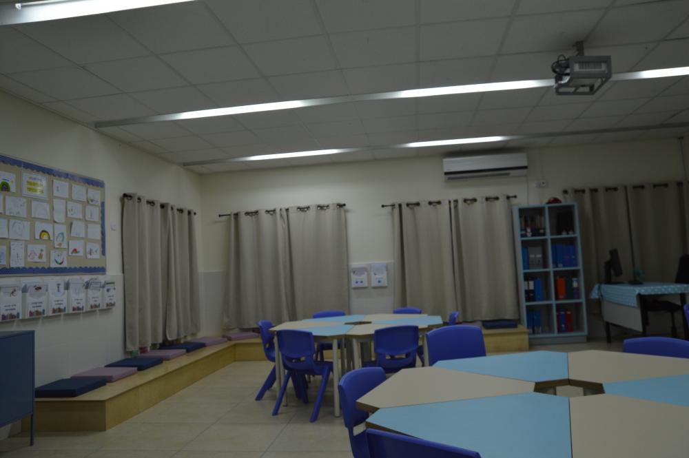 שולחנות "פרחים"