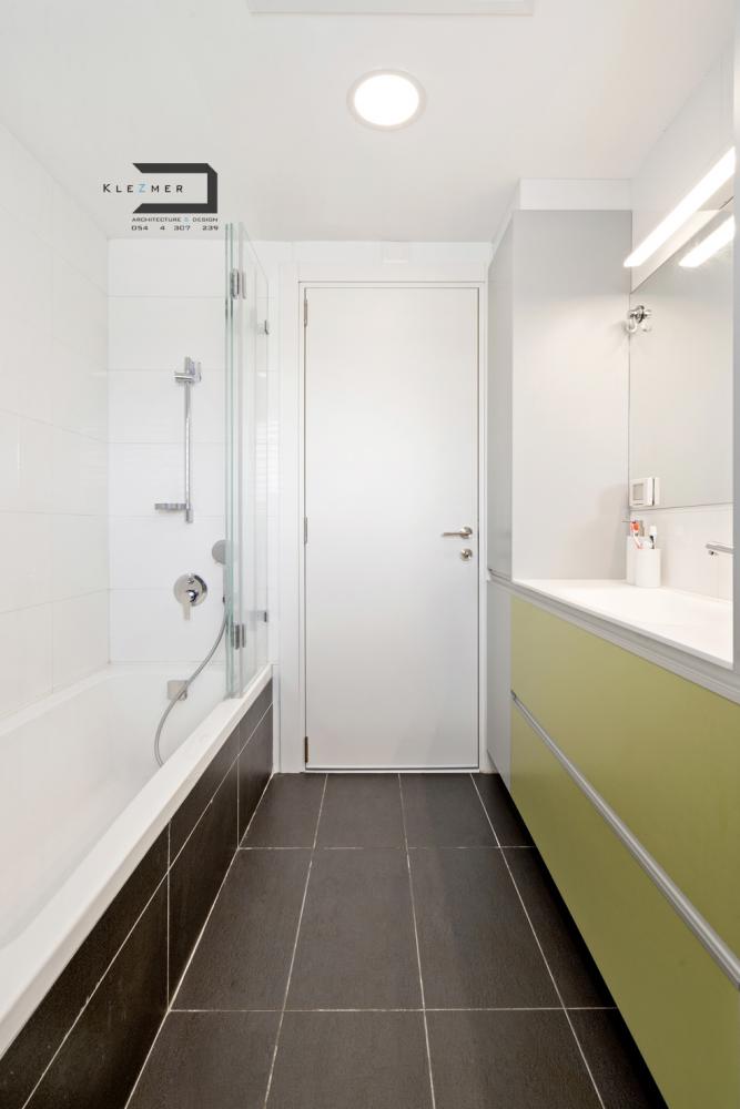 אמבטיה מודרנית